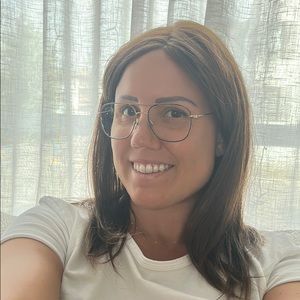 Meet your Posher, Marie-andree